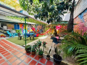Blue Coast Hostal